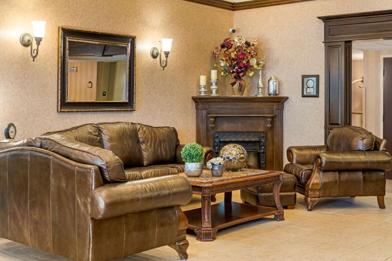 Best Western Plus Grand-Sault Hotel & Suites Exterior foto