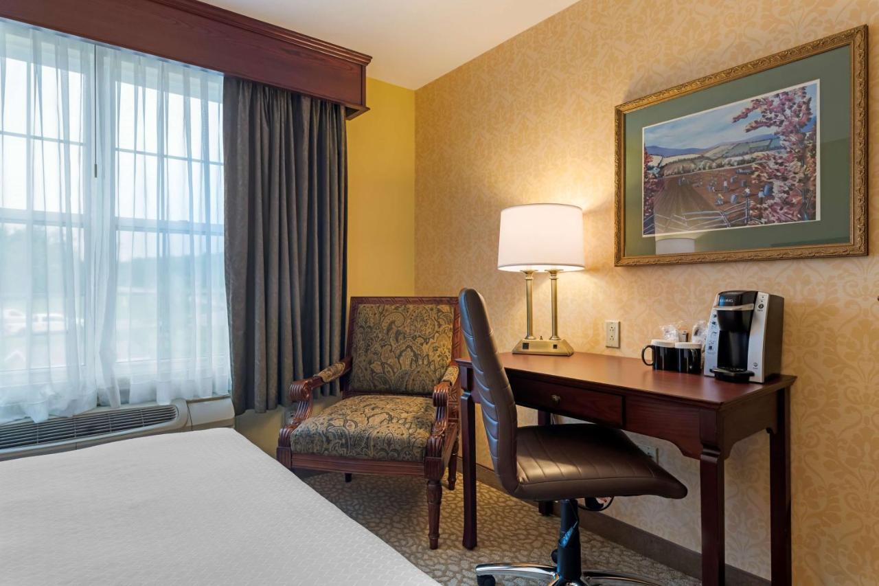 Best Western Plus Grand-Sault Hotel & Suites Exterior foto